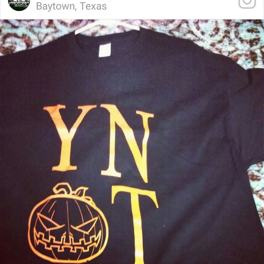 YNOTCLOTHING - Picture 2 of 4